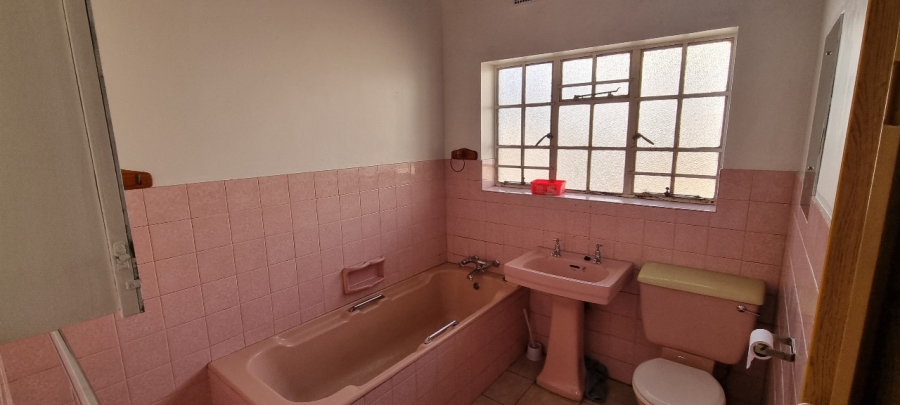 5 Bedroom Property for Sale in Parys Free State